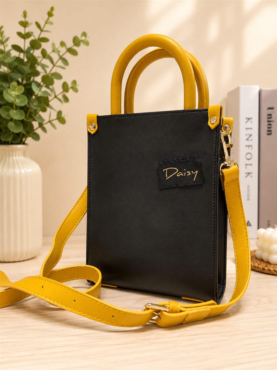 Daisy Pattern Small Hand Bag view 4